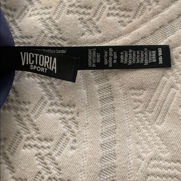 Victoria’s Secret sports bra - Picture 3 of 3